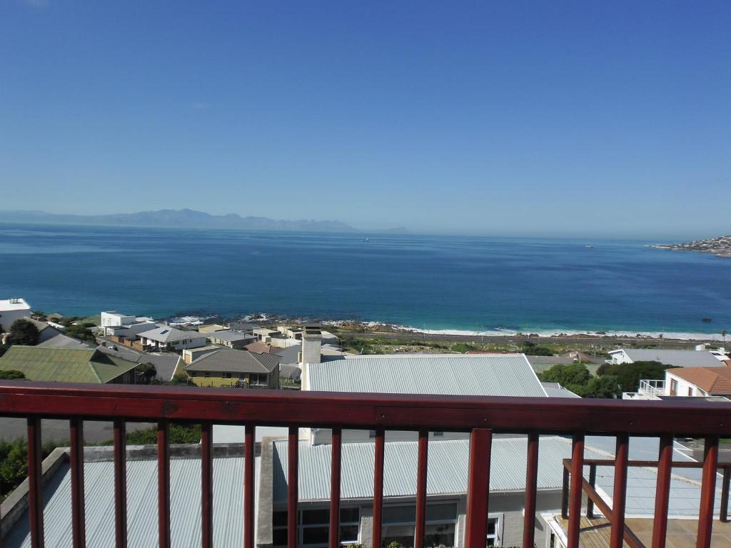 Simonsview Hotel Simonʼs Town Exterior foto